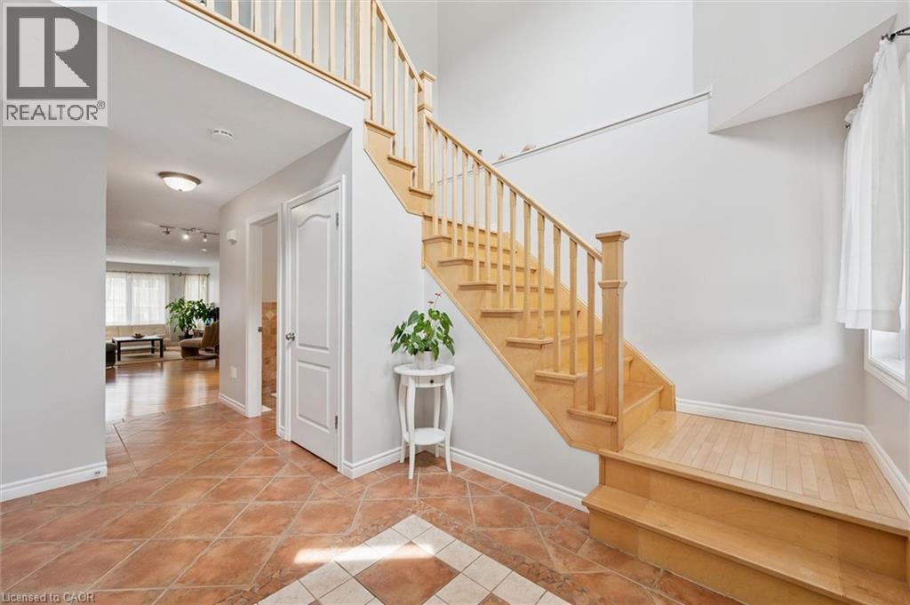 408 S Spice Bush Street, Waterloo, Ontario  N2V 2V6 - Photo 6 - 40832159