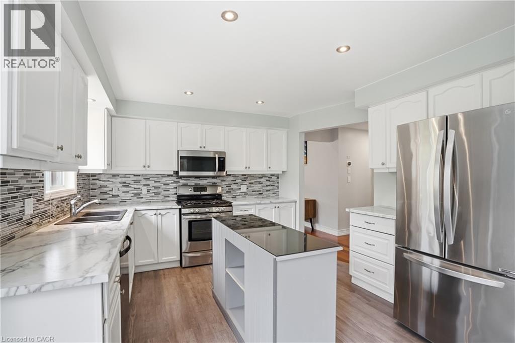 2 Amore Boulevard, Hamilton, Ontario  L9B 2V3 - Photo 9 - 40832144