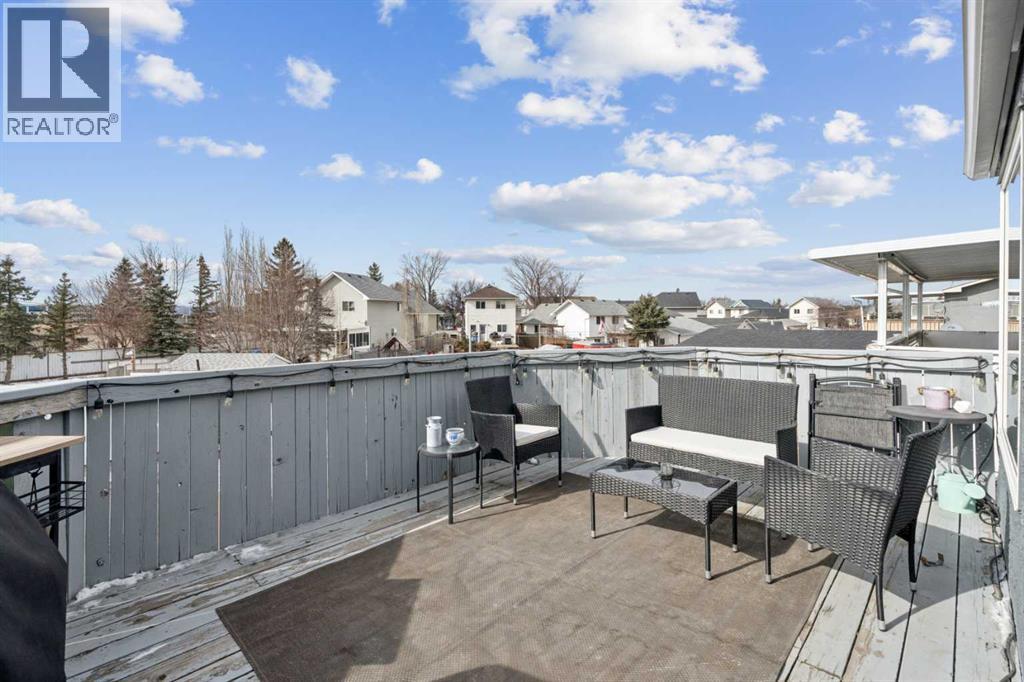 194 Martinglen Way NE, Calgary, Alberta  T3J 3L1 - Photo 14 - A2310999