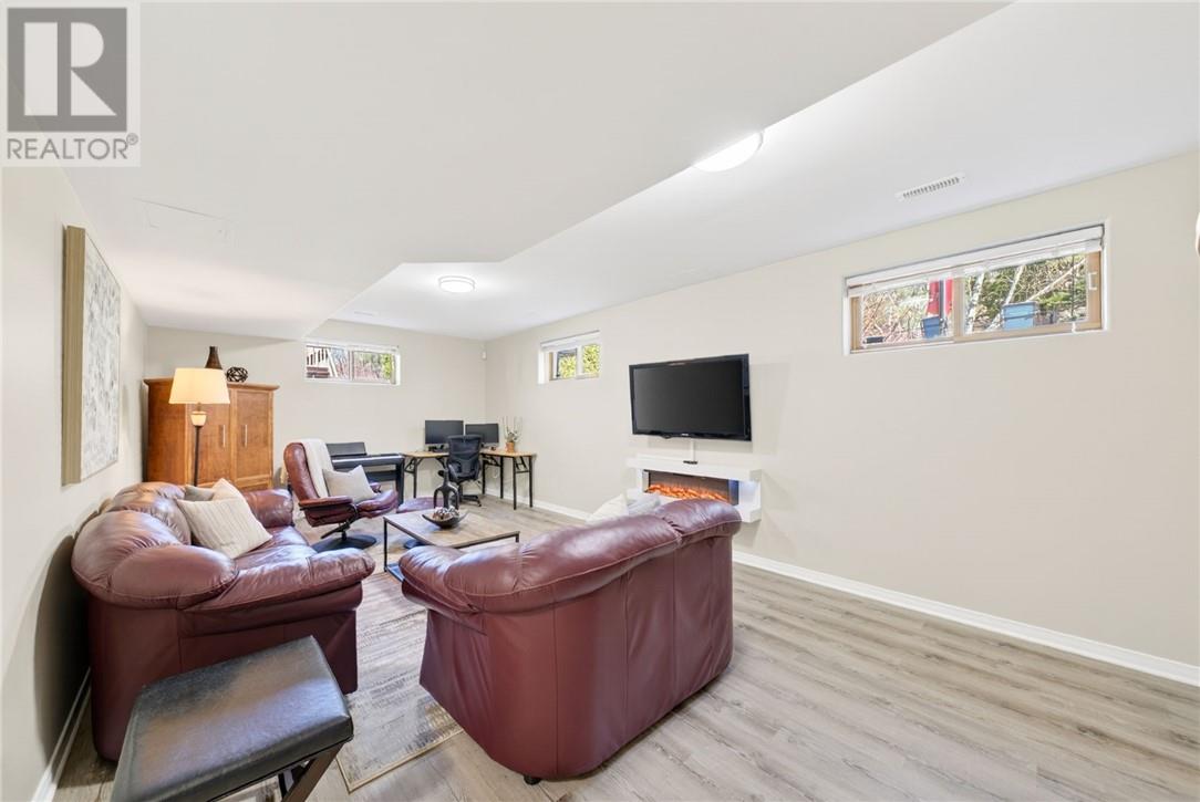 32 Platinum Place, Sudbury, Ontario  P3E 6L6 - Photo 40 - 2127270