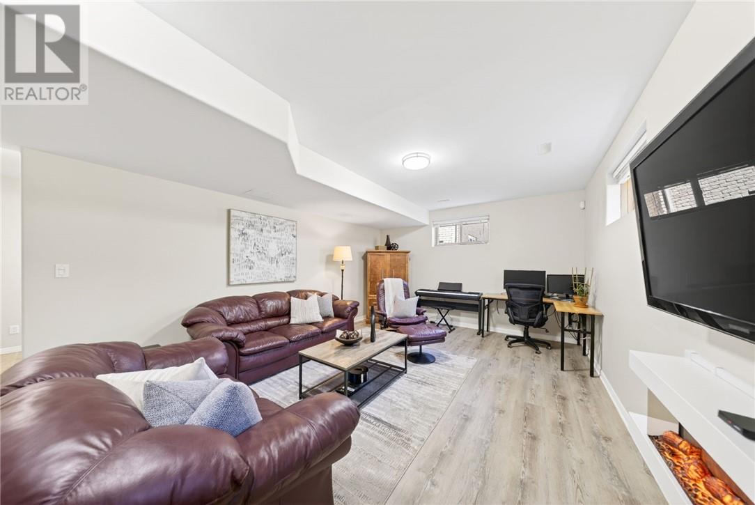 32 Platinum Place, Sudbury, Ontario  P3E 6L6 - Photo 41 - 2127270