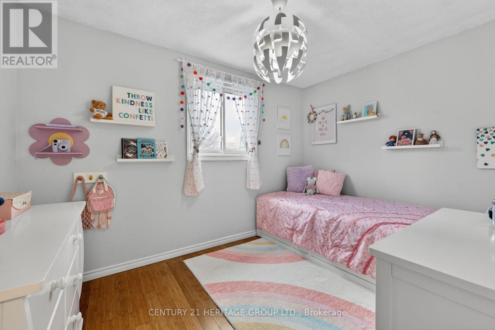 27 Longview Drive, Bradford West Gwillimbury, Ontario L3Z 2H4 - Photo 7 - N13115952