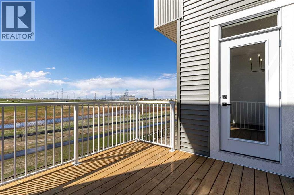 131 Corner Glen Grove NE, Calgary, Alberta  T3N 2S3 - Photo 3 - A2312347