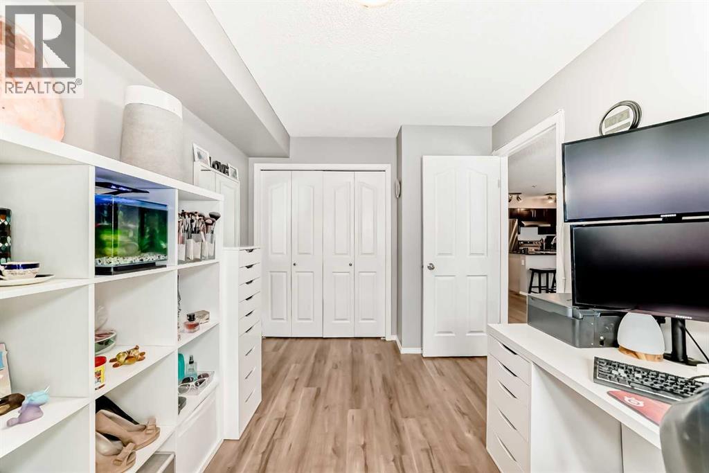 1208, 403 Mackenzie Way SW, Airdrie, Alberta  T4B 3V7 - Photo 37 - A2312793