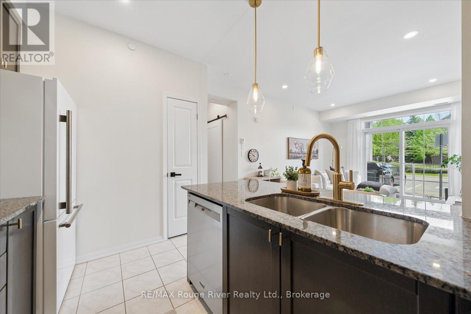 124 - 84 Aspen Springs Drive, Clarington, Ontario  L1C 0V3 - Photo 16 - E13154206