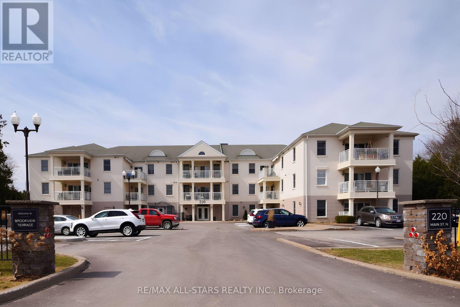 308 - 220 MAIN STREET N, Uxbridge, Ontario