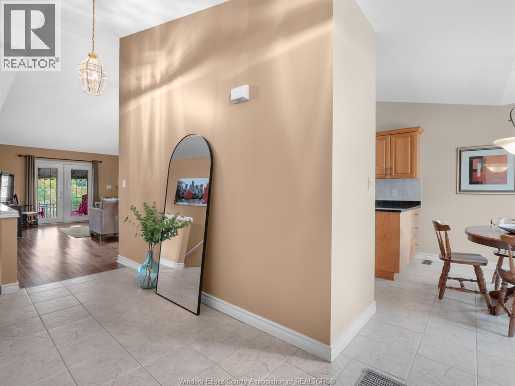 1592 Blue Heron Drive, Windsor, Ontario  N8P 1L6 - Photo 4 - 26011687