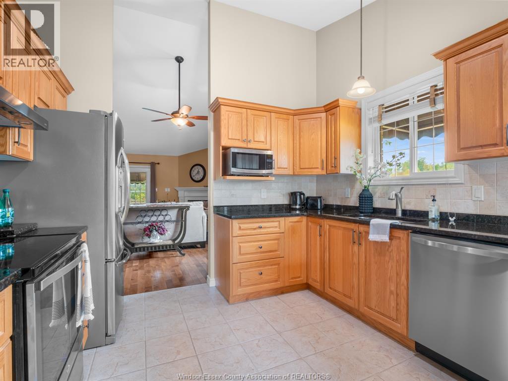 1592 Blue Heron Drive, Windsor, Ontario  N8P 1L6 - Photo 8 - 26011687