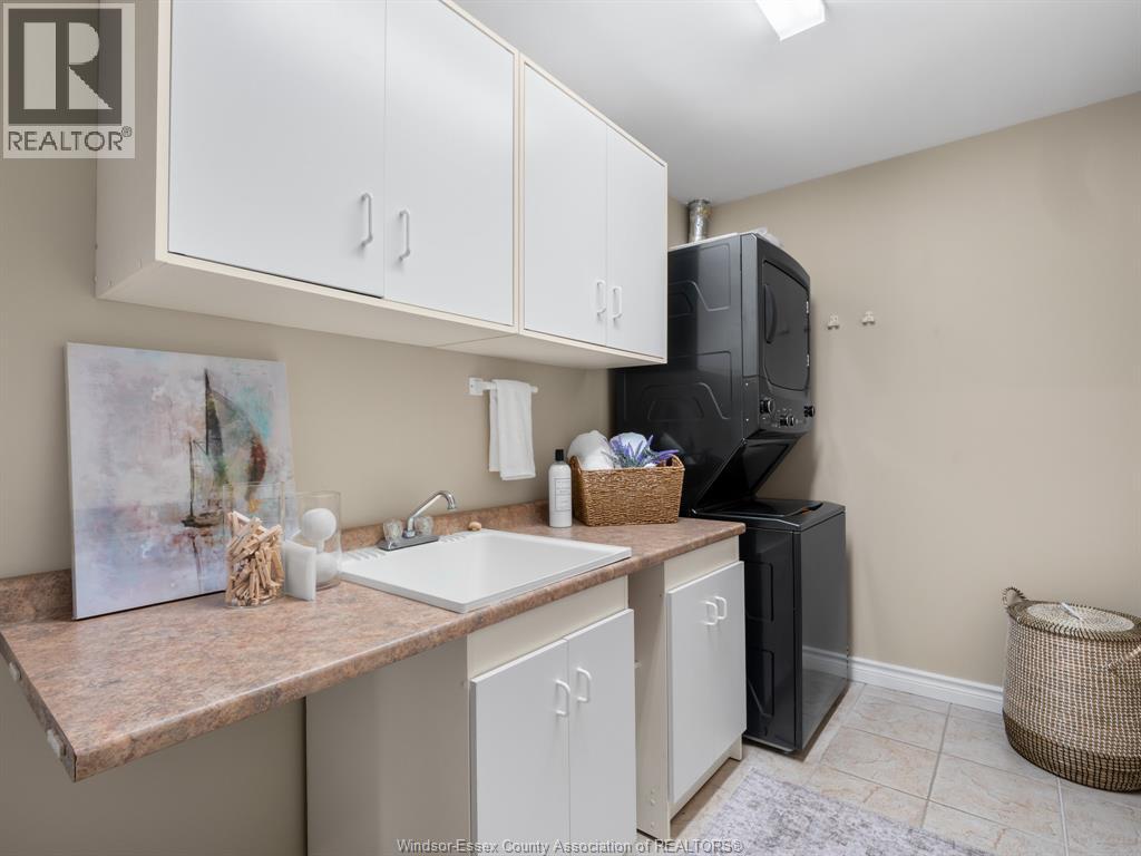 1592 Blue Heron Drive, Windsor, Ontario  N8P 1L6 - Photo 22 - 26011687