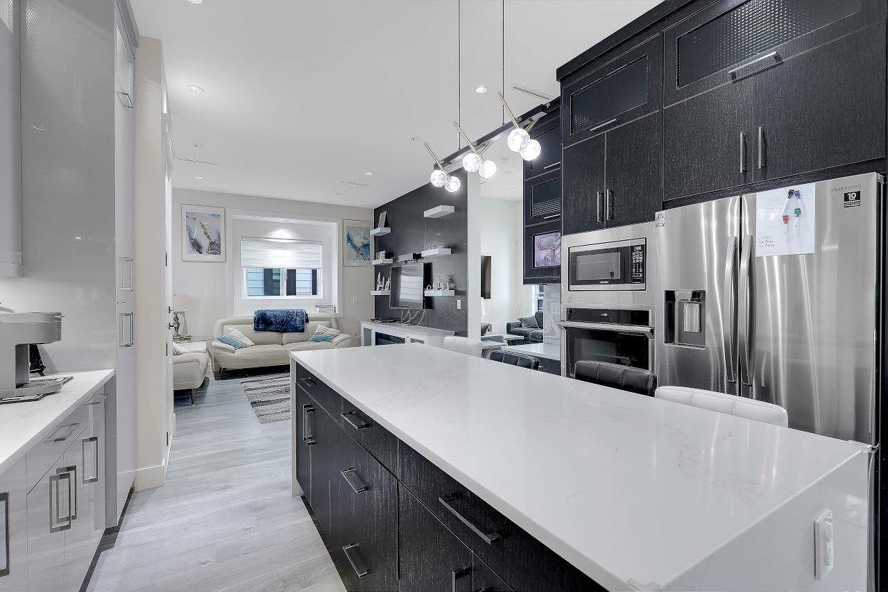7068 194 Street, Surrey, British Columbia  V4N 1N2 - Photo 12 - R3125507
