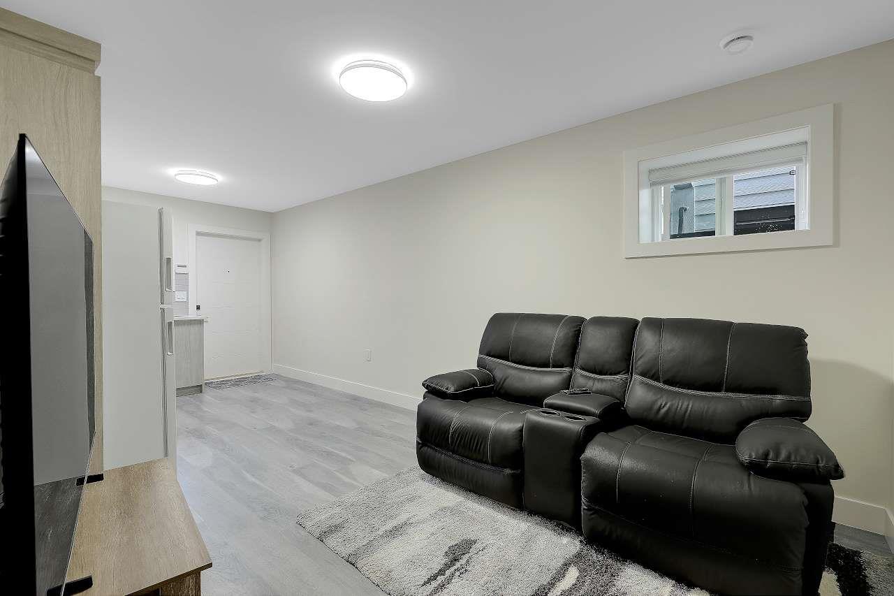 7068 194 Street, Surrey, British Columbia  V4N 1N2 - Photo 33 - R3125507
