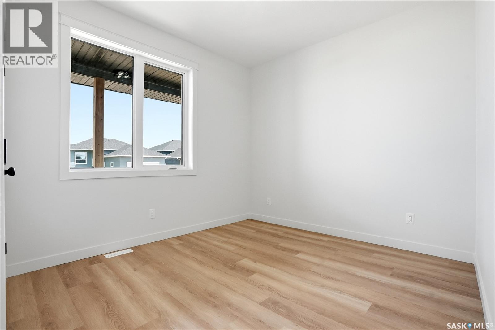 3 Walker Way, Clavet, Saskatchewan  S0K 0Y0 - Photo 27 - SK036398