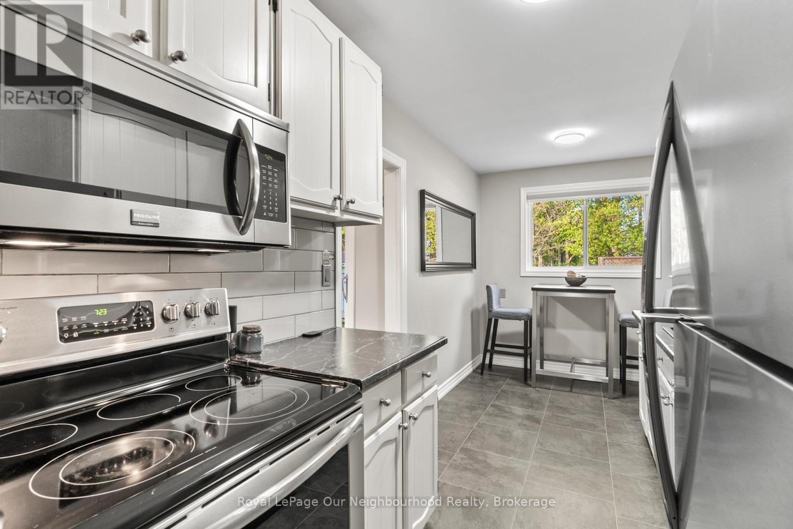 58 Hamilton Avenue, Cobourg, Ontario  K9A 1W1 - Photo 14 - X13154346