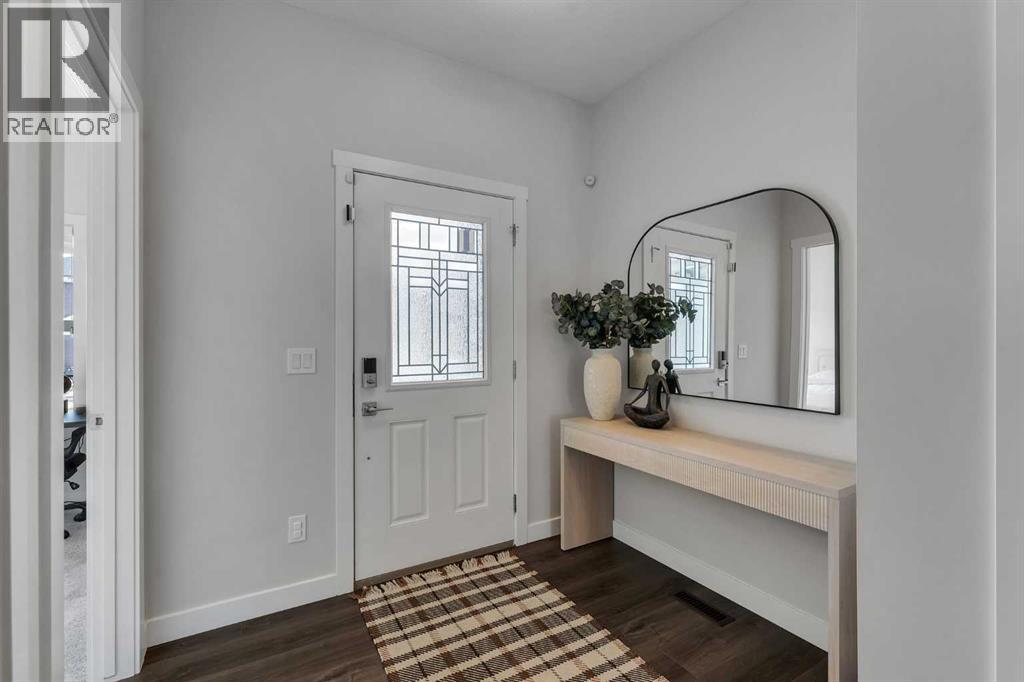1105 Bayview Gardens SW, Airdrie, Alberta  T4B 5K3 - Photo 3 - A2307880
