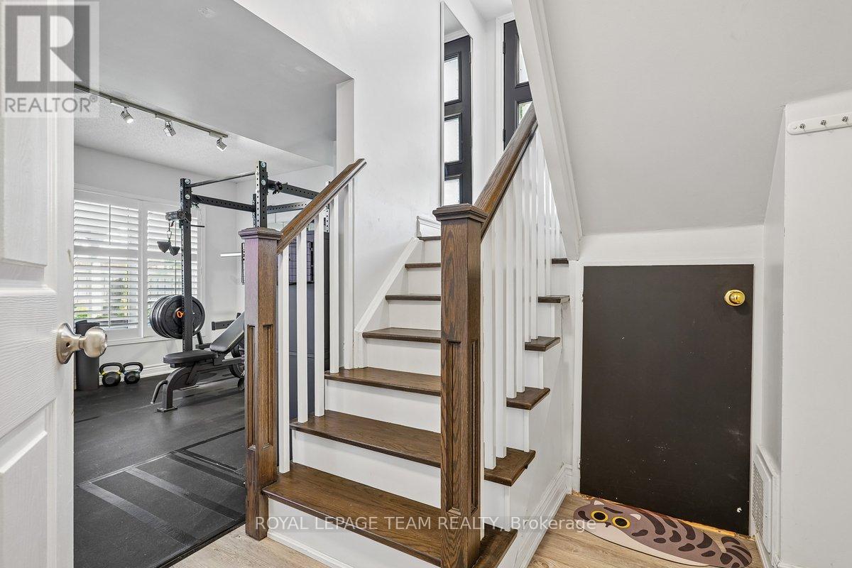 41 Platinum Drive, Toronto, Ontario  M6M 5K2 - Photo 25 - W13154264
