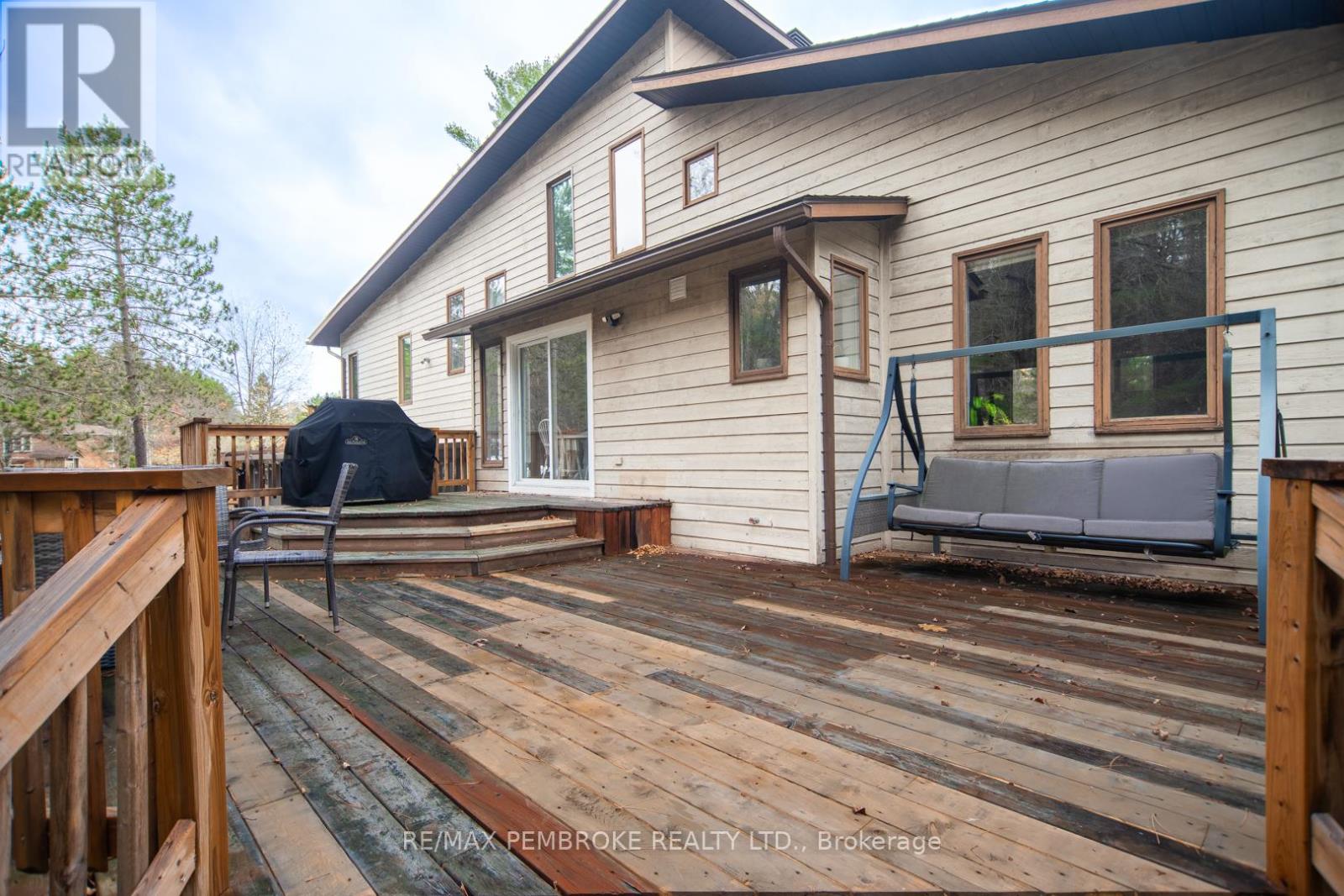 177 Sylvan Drive, Petawawa, Ontario  K8A 6W7 - Photo 39 - X13154328