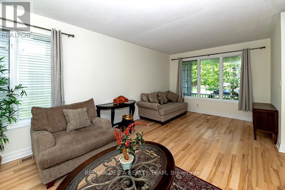 46 Birchfield Ave,  Avenue, Ottawa, Ontario  K2M 2N5 - Photo 20 - X13154316