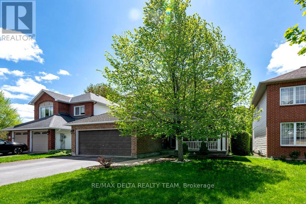 46 Birchfield Ave,  Avenue, Ottawa, Ontario  K2M 2N5 - Photo 3 - X13154316