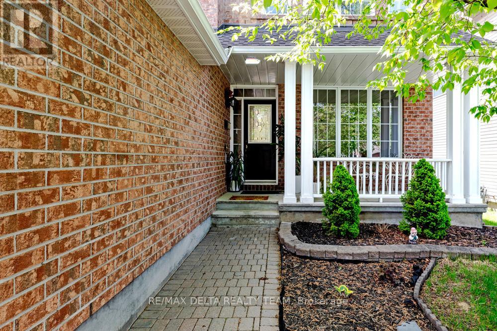 46 Birchfield Ave,  Avenue, Ottawa, Ontario  K2M 2N5 - Photo 4 - X13154316