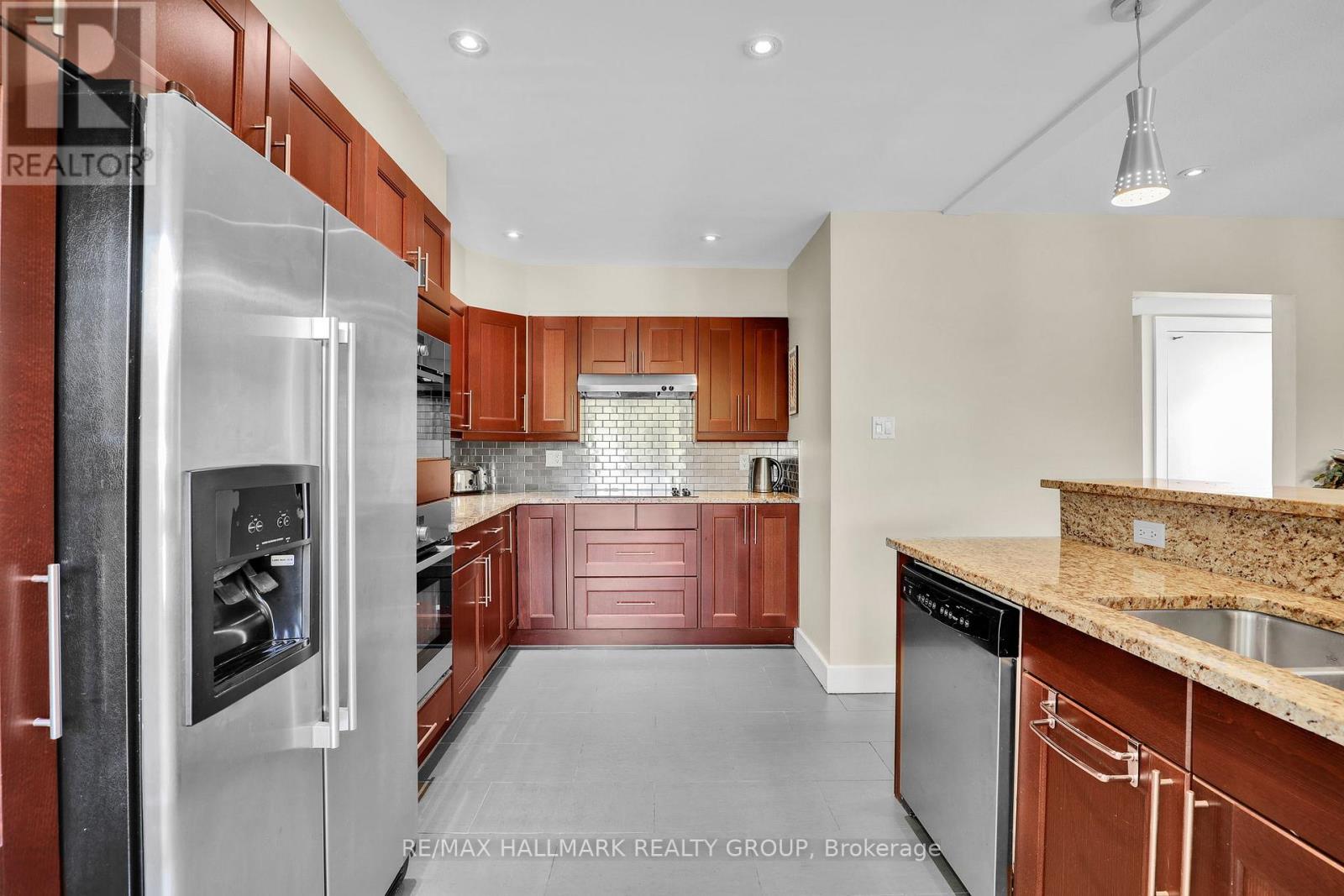123 Mcclellan Road, Ottawa, Ontario  K2H 5V7 - Photo 14 - X13154366
