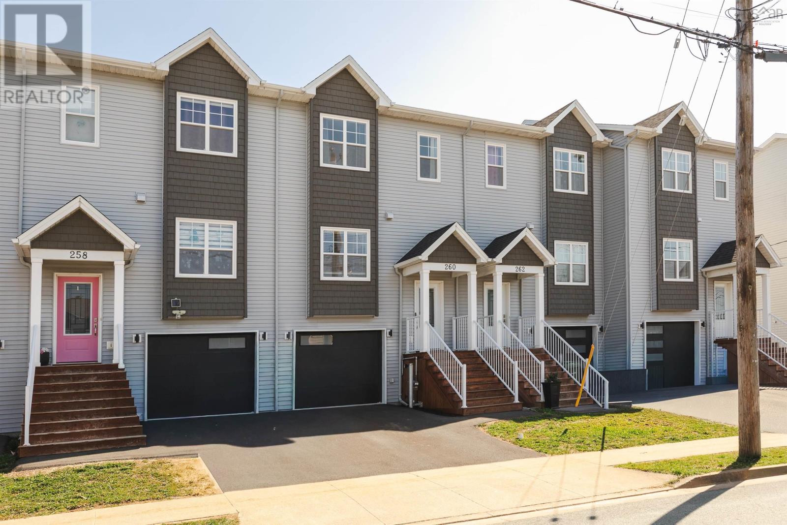 260 Nadia Drive, Dartmouth, Nova Scotia  B3A 0A9 - Photo 1 - 202611613
