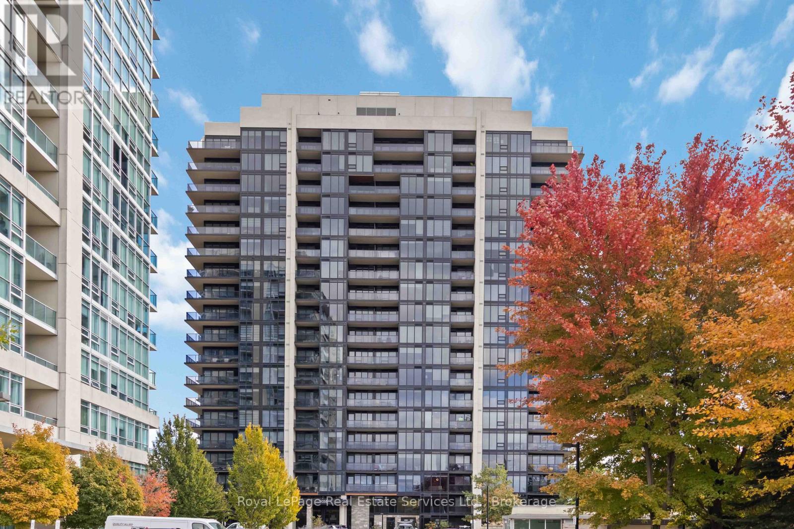 601 - 1035 Southdown Road, Mississauga, Ontario  L5J 0A2 - Photo 1 - W13154232