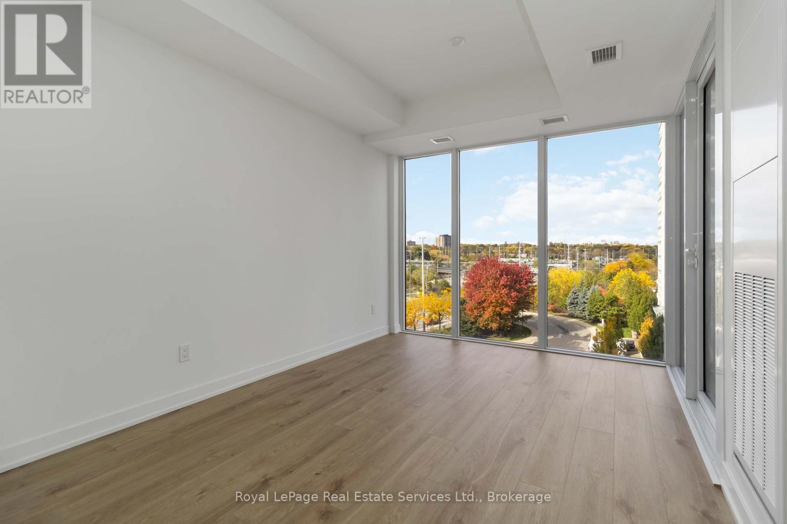 601 - 1035 Southdown Road, Mississauga, Ontario  L5J 0A2 - Photo 7 - W13154232