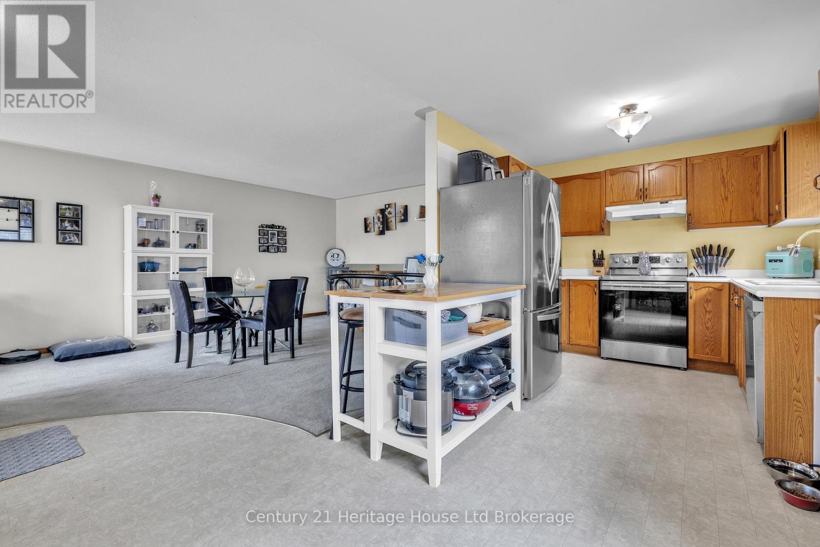 7 Kara Lane, Tillsonburg, Ontario  N4G 5M2 - Photo 5 - X13154224