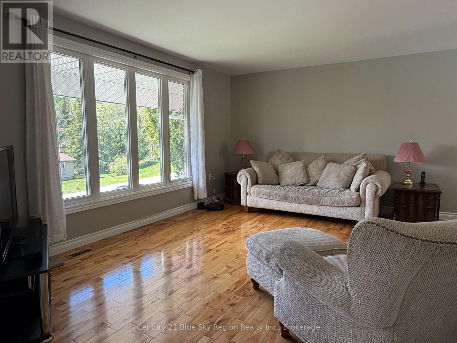 766 Ski Club Road, North Bay, Ontario  P1B 8E5 - Photo 11 - X13154314