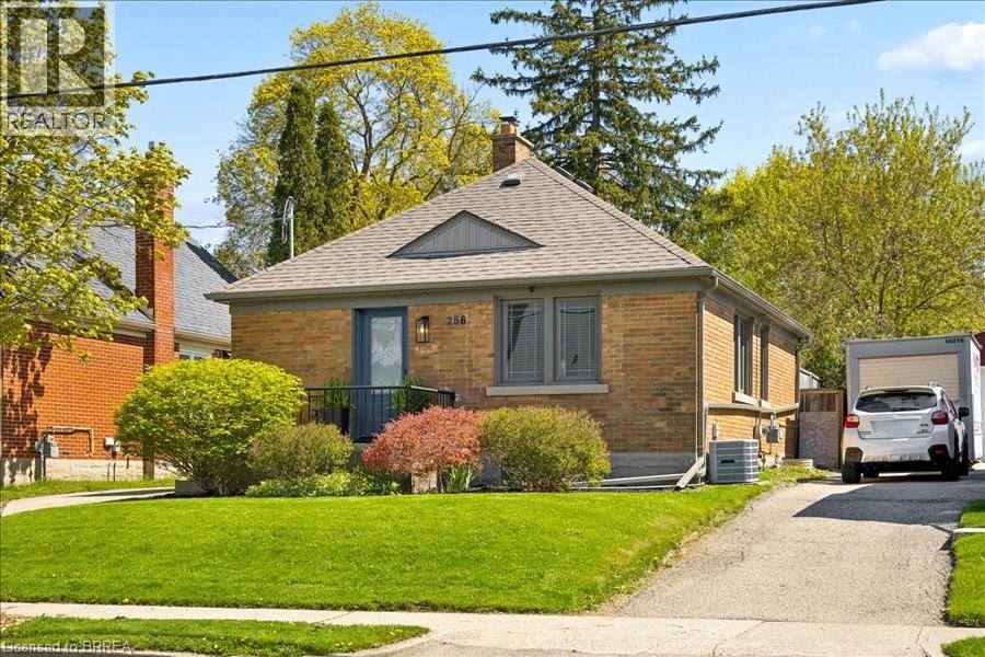 256 Bowman Street, Waterloo, Ontario  N2J 1W5 - Photo 4 - 40832135