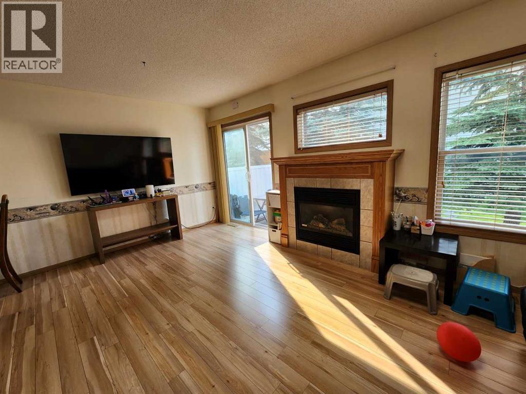 9 Country Hills Rise NW, Calgary, Alberta  T3K 4S7 - Photo 8 - A2281004