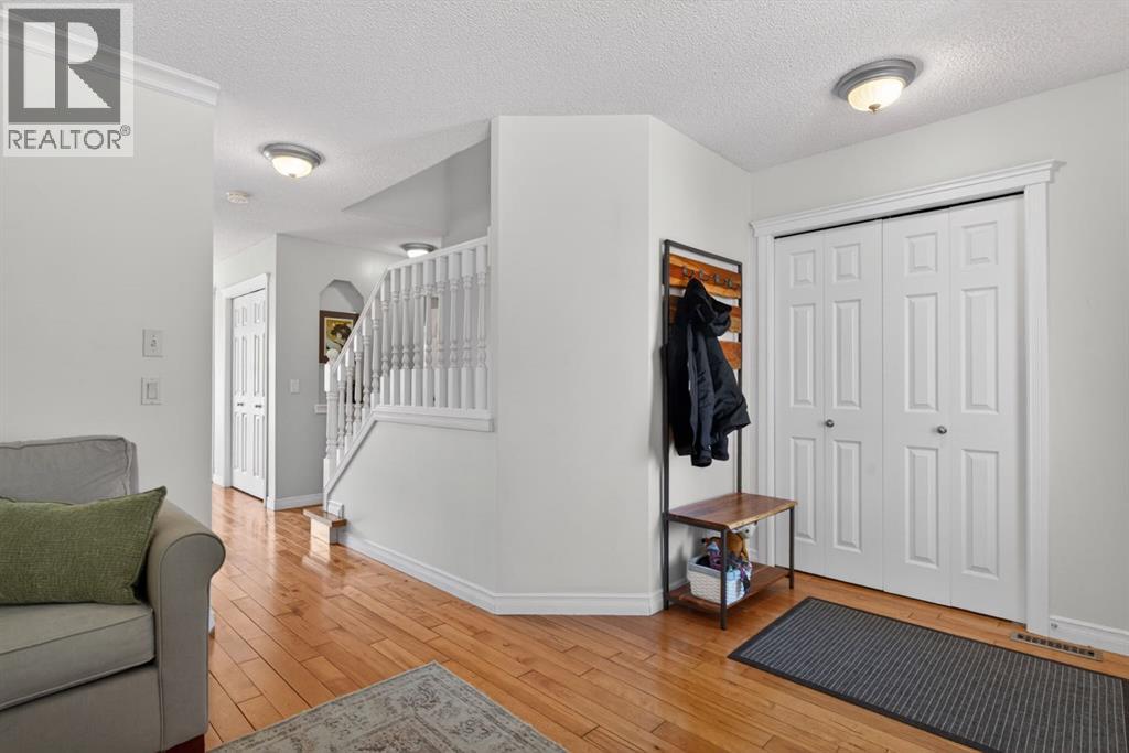 57 Bridlewood Manor SW, Calgary, Alberta  T2Y 3T4 - Photo 7 - A2311048