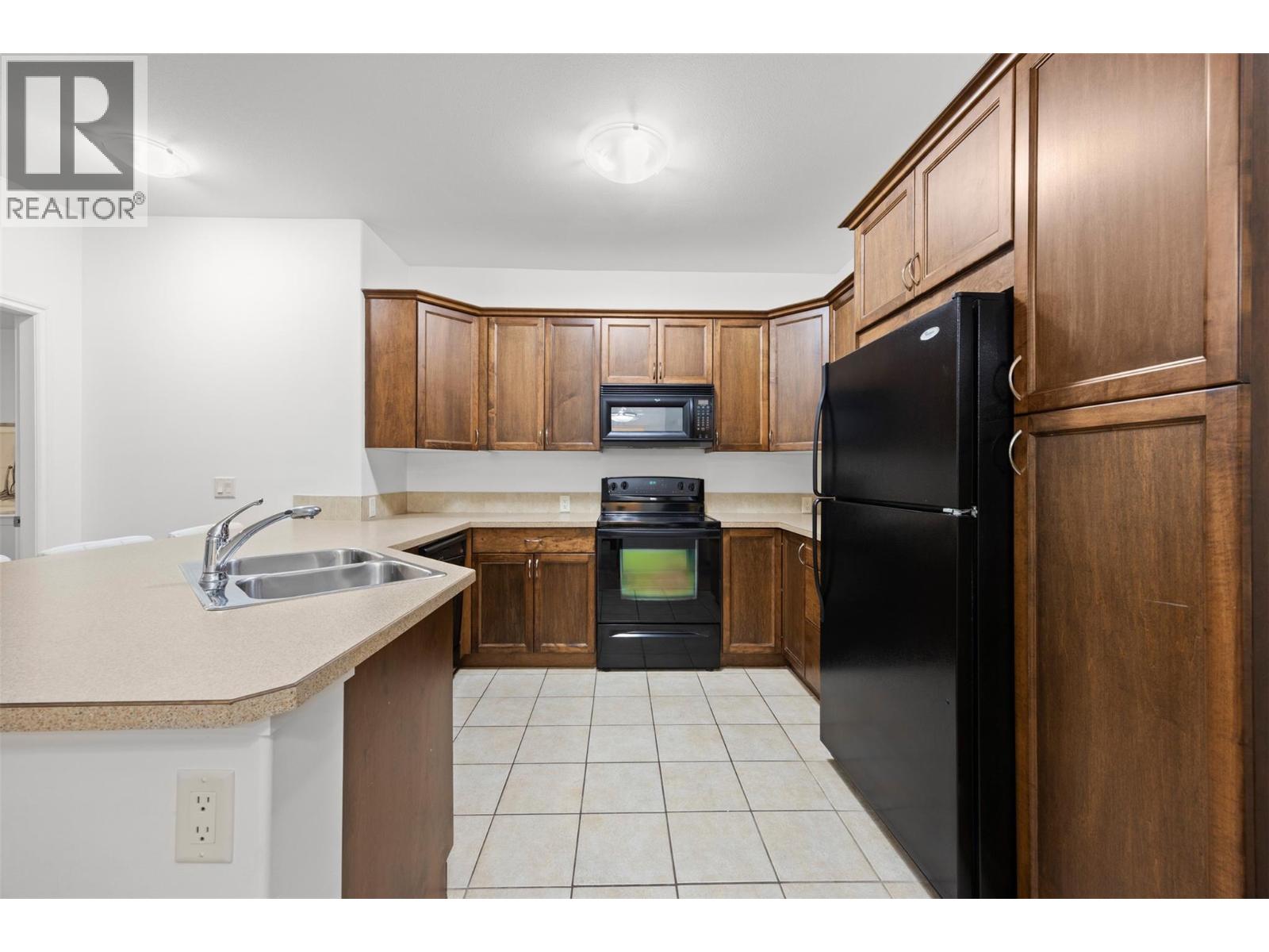 1007 Harvey Avenue Unit# 109, Kelowna, British Columbia V1Y 6E4 - Photo 5 - 10380176