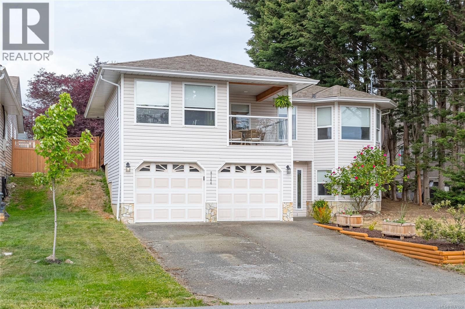 8144 Arthur St, Crofton, British Columbia   - Photo 1 - 1037123