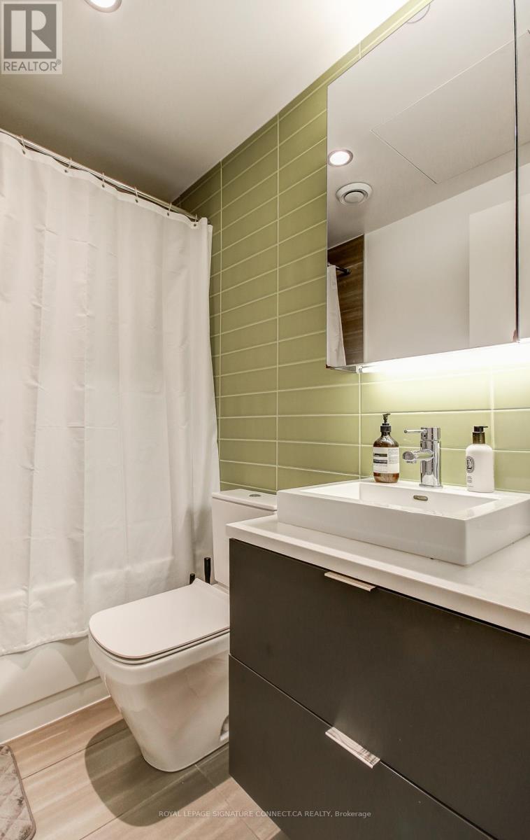 902 - 170 Bayview Avenue, Toronto, Ontario  M5A 0M4 - Photo 14 - C13129470