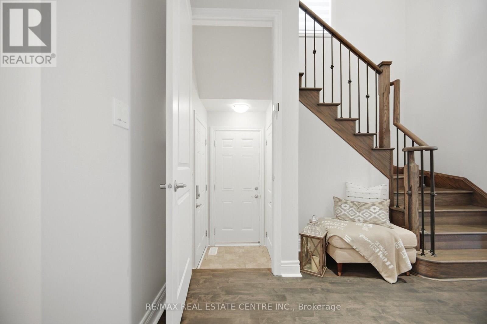 24 Duffel Crescent, Halton Hills, Ontario  L7G 0M1 - Photo 37 - W13121052