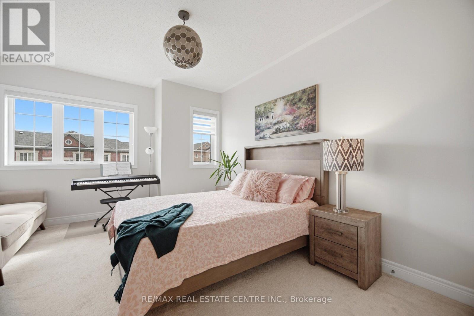 24 Duffel Crescent, Halton Hills, Ontario  L7G 0M1 - Photo 30 - W13121052