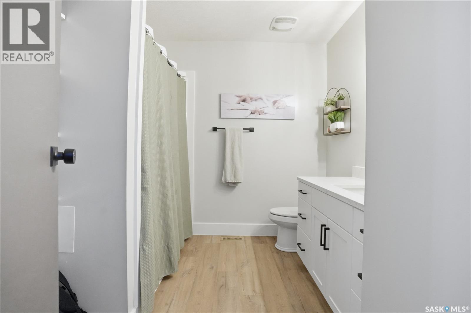 165 3rd Street, Pilot Butte, Saskatchewan  S0G 3Z0 - Photo 15 - SK036638