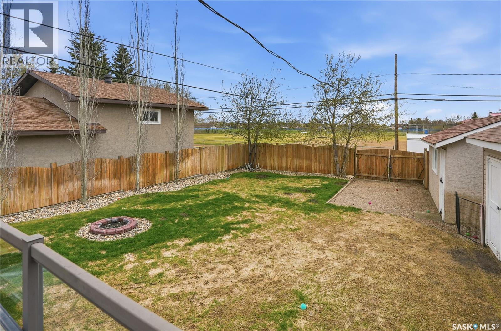 165 3rd Street, Pilot Butte, Saskatchewan  S0G 3Z0 - Photo 35 - SK036638