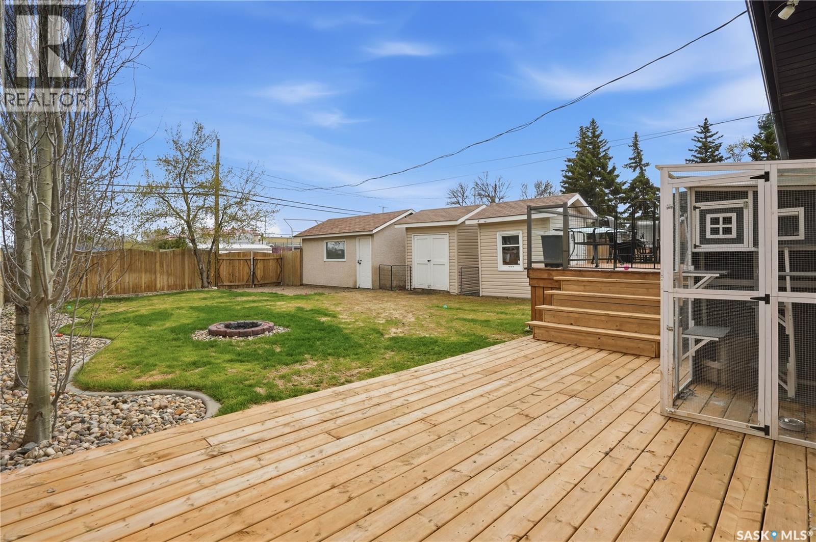 165 3rd Street, Pilot Butte, Saskatchewan  S0G 3Z0 - Photo 37 - SK036638