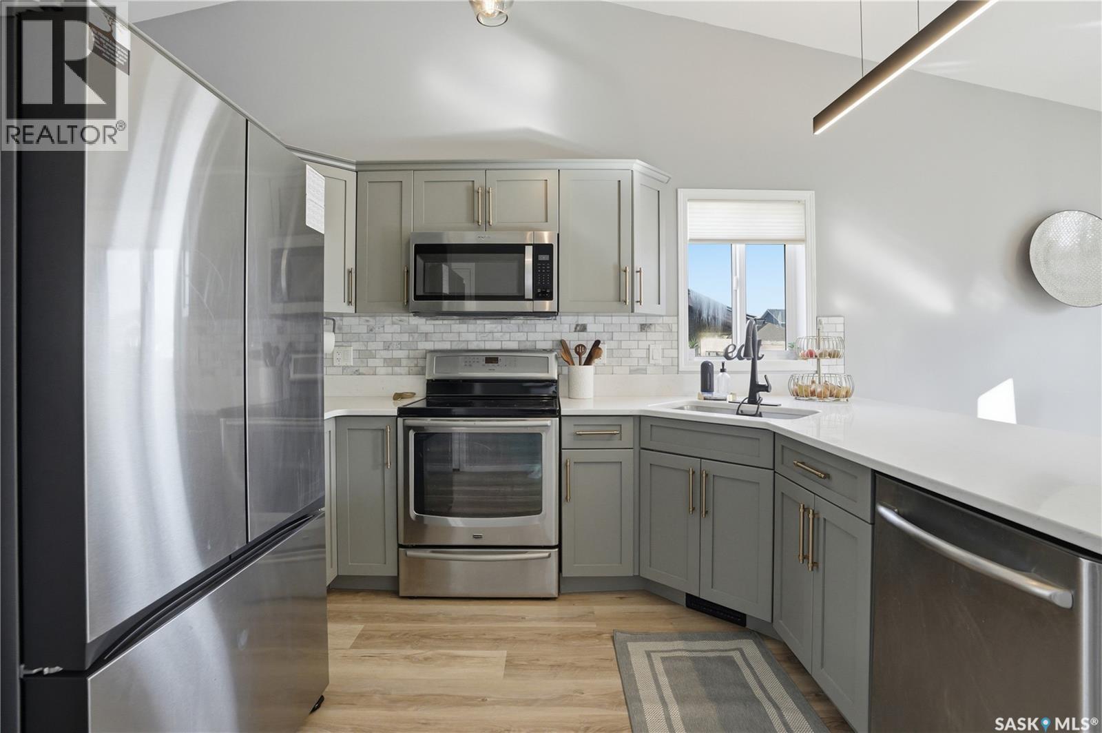 2146 Rosewood Drive, Saskatoon, Saskatchewan  S7V 0G2 - Photo 9 - SK036629