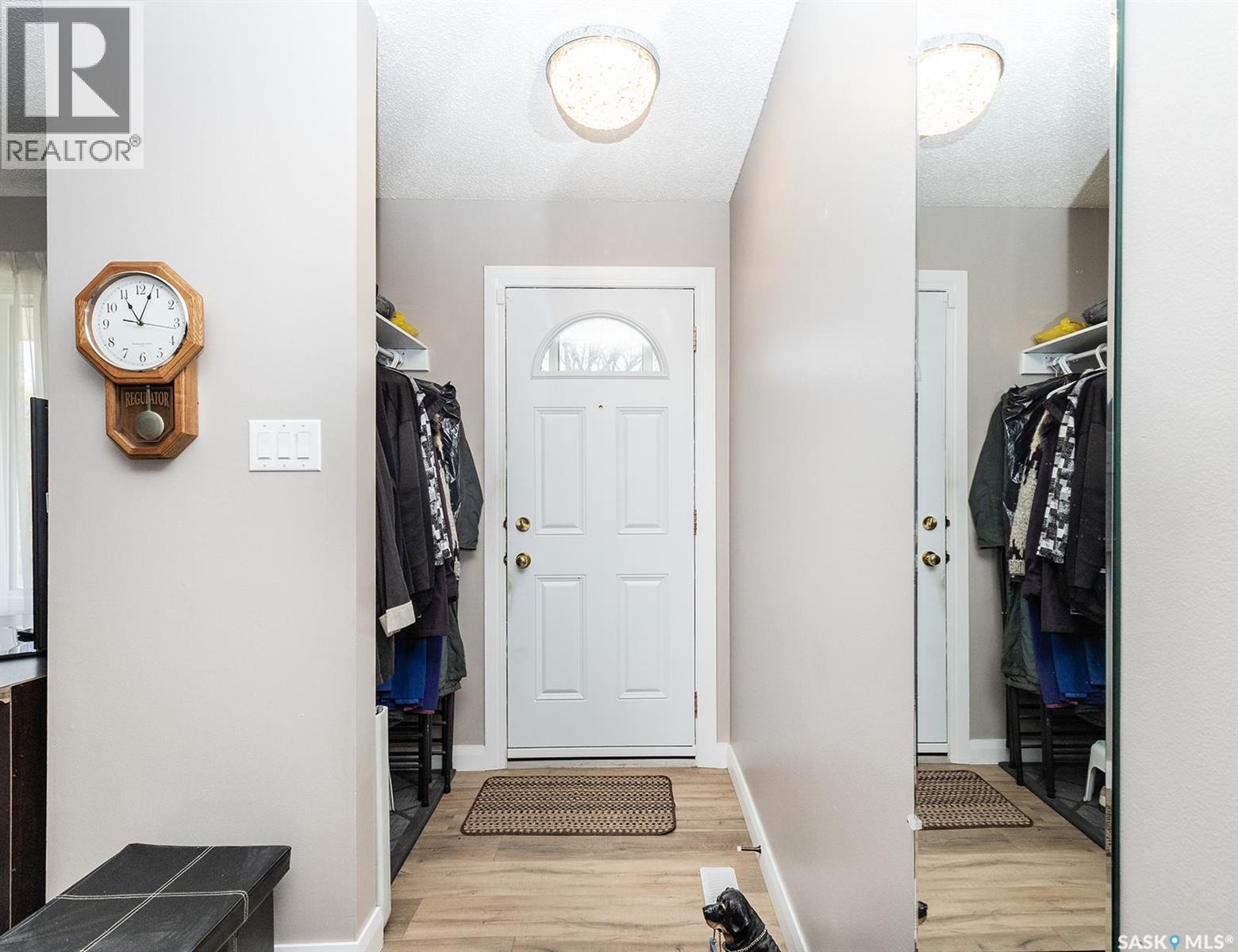 43 Lindsay Drive, Saskatoon, Saskatchewan  S7H 3E2 - Photo 3 - SK036569