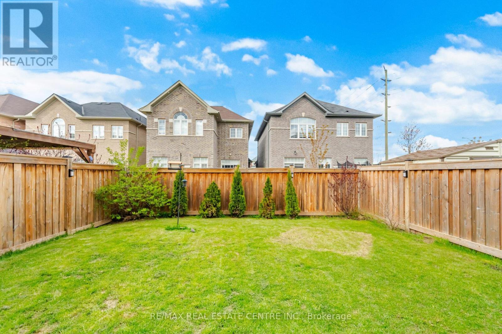 24 Duffel Crescent, Halton Hills, Ontario  L7G 0M1 - Photo 48 - W13121052