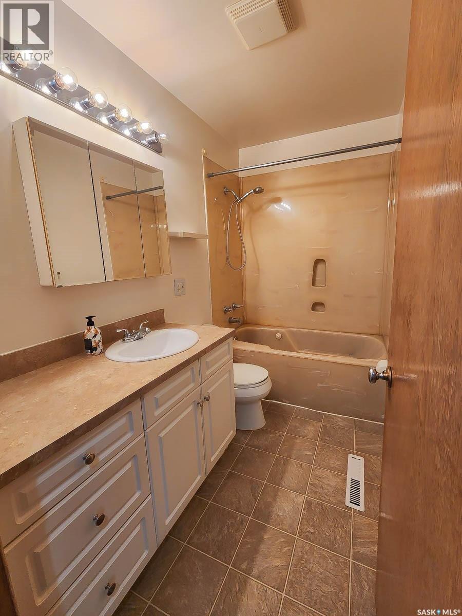 5342 5th Avenue, Regina, Saskatchewan  S4T 0M4 - Photo 19 - SK036542