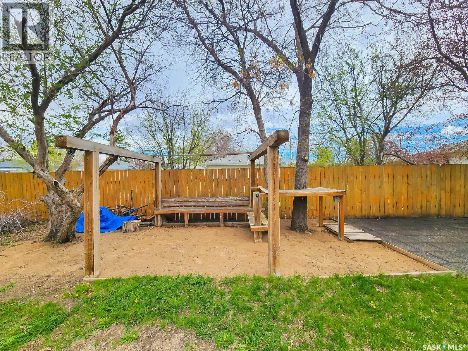 5342 5th Avenue, Regina, Saskatchewan  S4T 0M4 - Photo 24 - SK036542