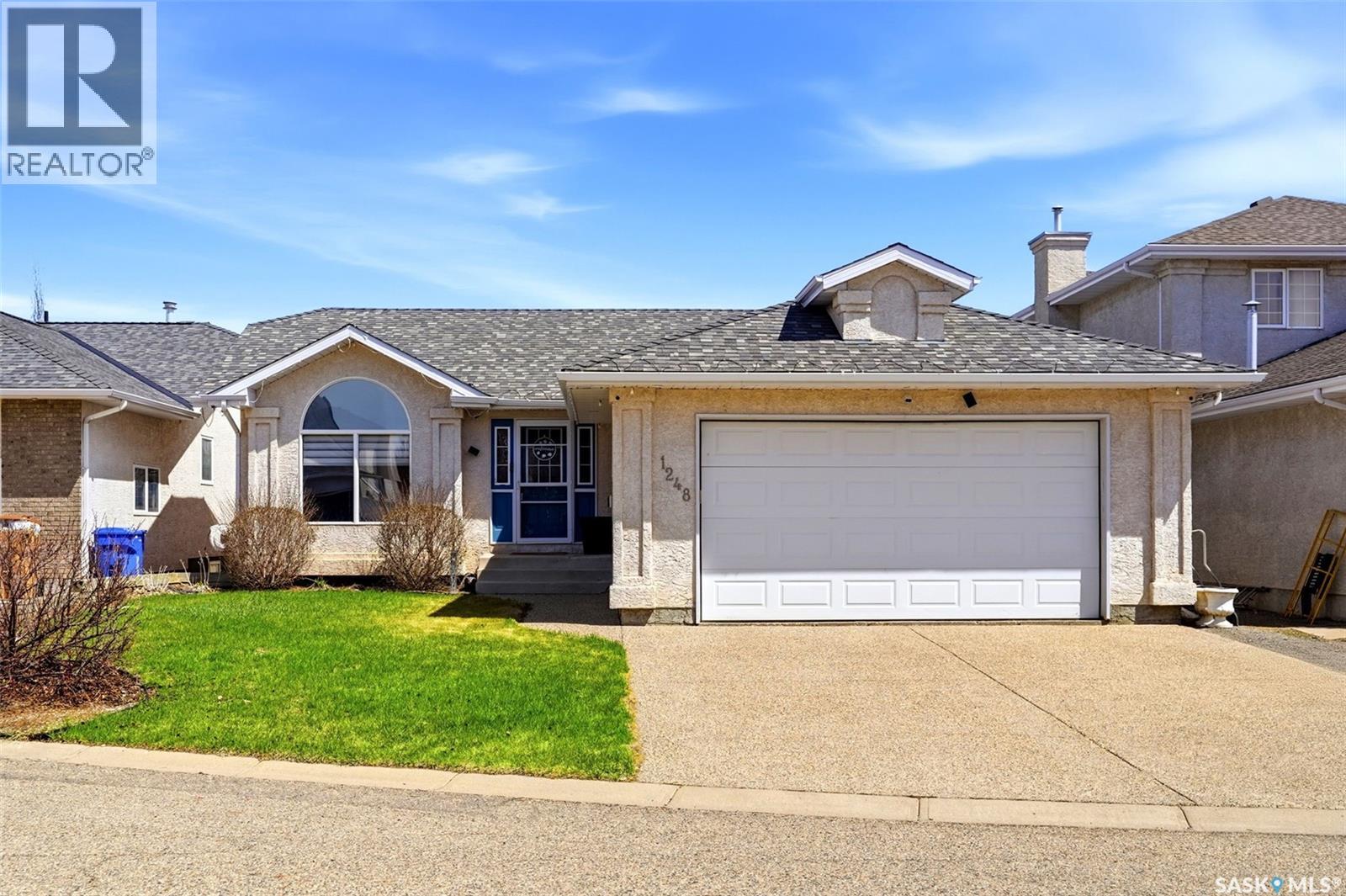 1248 Boehm BAY N, Regina, Saskatchewan