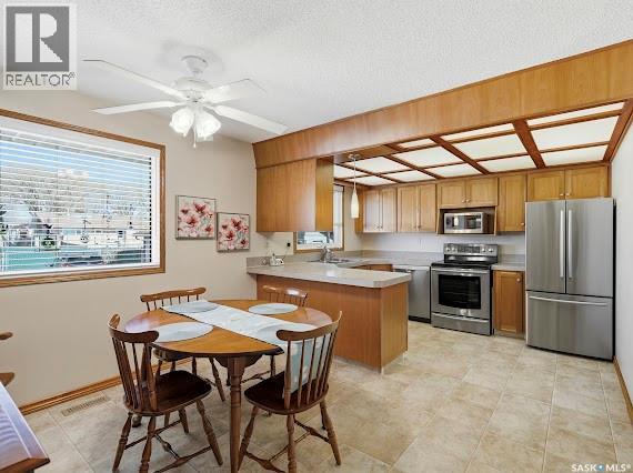 661 Dalgliesh Drive, Regina, Saskatchewan  S4R 6R1 - Photo 8 - SK036497
