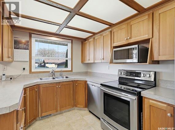 661 Dalgliesh Drive, Regina, Saskatchewan  S4R 6R1 - Photo 9 - SK036497