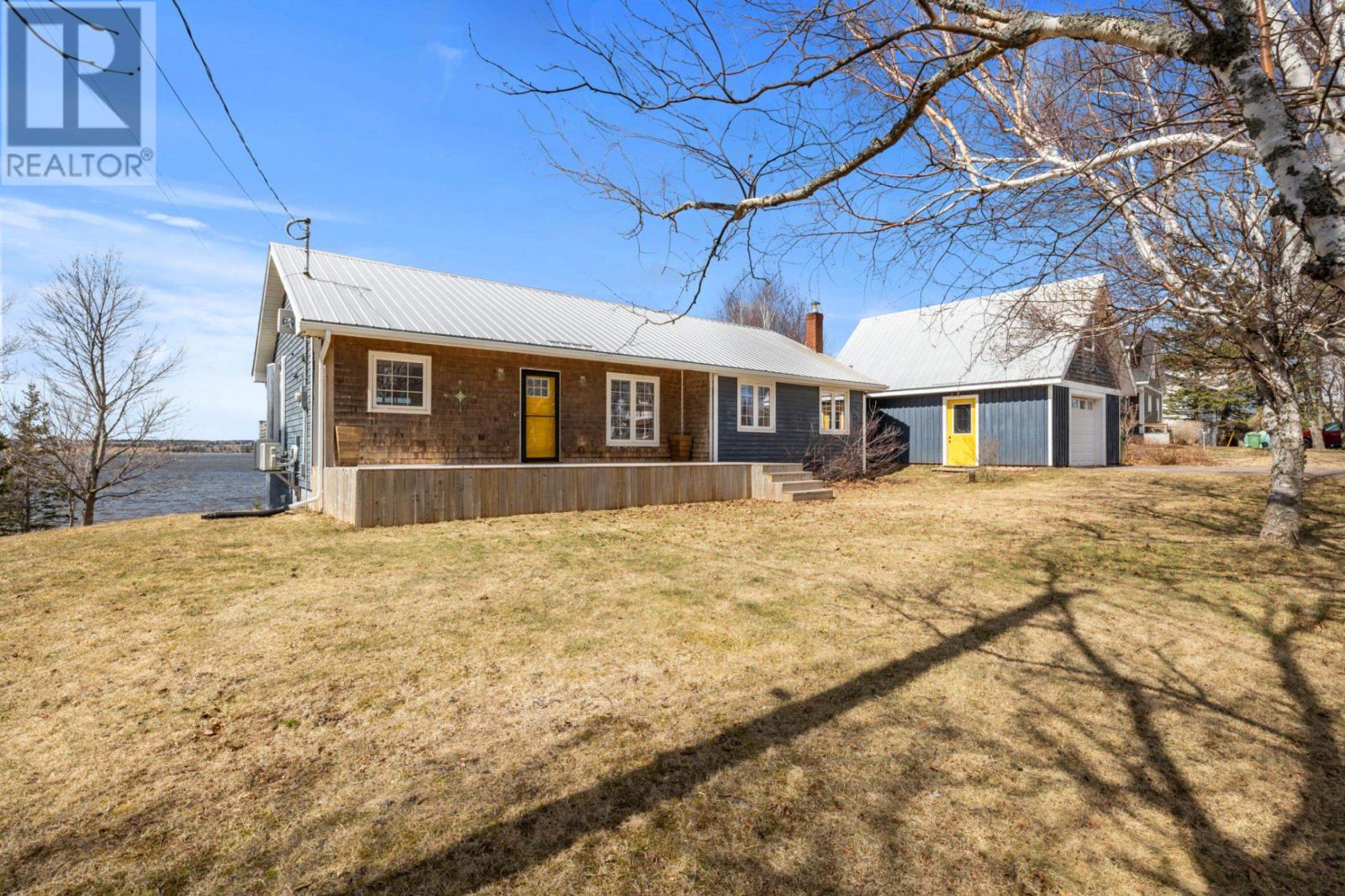 73 Riverbank Drive, Johnstons River, Prince Edward Island  C1B 3E7 - Photo 2 - 202607768