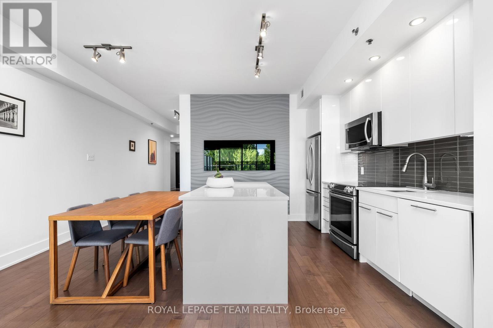 206 - 98 Richmond Road, Ottawa, Ontario  K1Z 0B2 - Photo 8 - X12910414